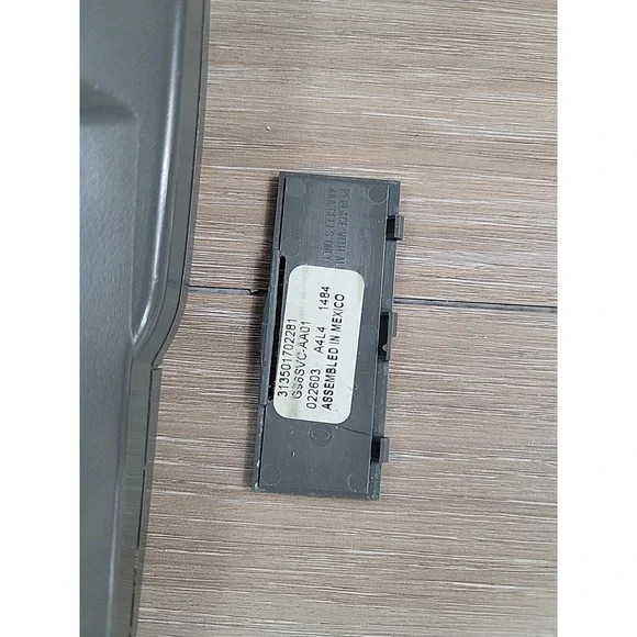 Philips 313501702281/G96SVC-AA01 TV Remote Control EM5019C - Picture 4 of 6